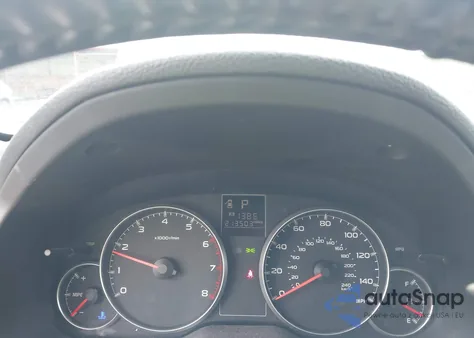 2013 Subaru Outback 2.5I Premium z USA, uszkodzony, nr VIN 4S4BRCGC8D3299978